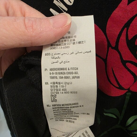 Hollister Graphic Tee Women's Long-sleeved Crop Shirt size Small - Picture 7 of 9